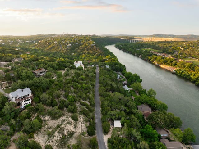 2400 Big Horn Dr