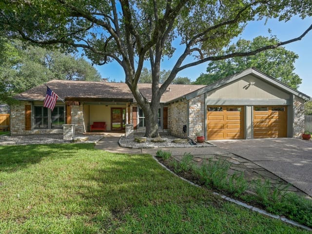 2400 Muirfield Cir