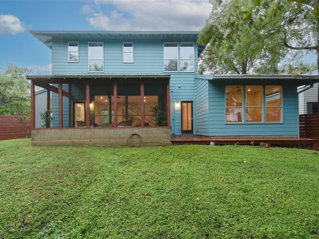 2401 E 14th St Unit #B