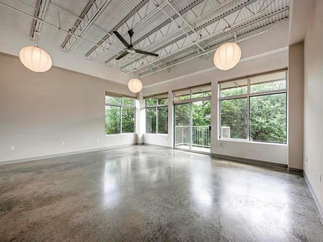 2401 E 6th ST Unit #3046