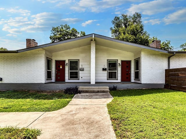 2401 La Casa DR Unit #B