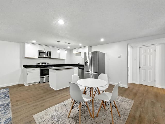 2401 Leon ST Unit #306