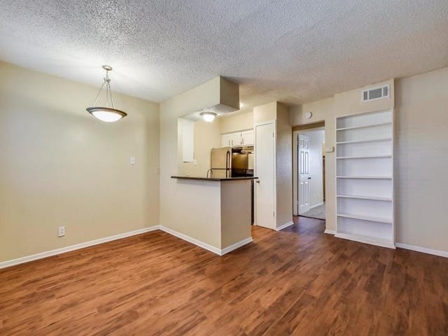 2401 Manor RD Unit #119
