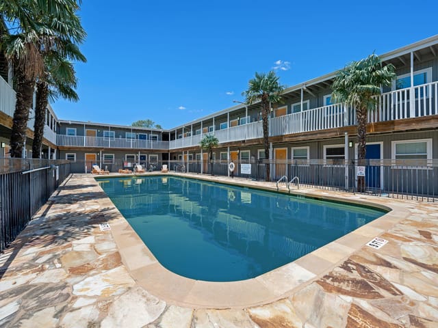 2401 Manor RD Unit #217
