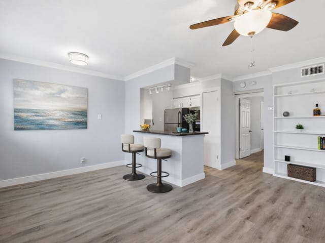 2401 Manor RD Unit #232