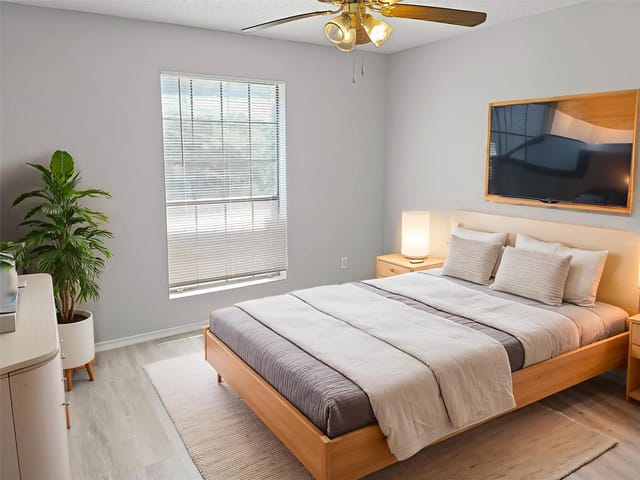 2401 NW Leon ST Unit #110