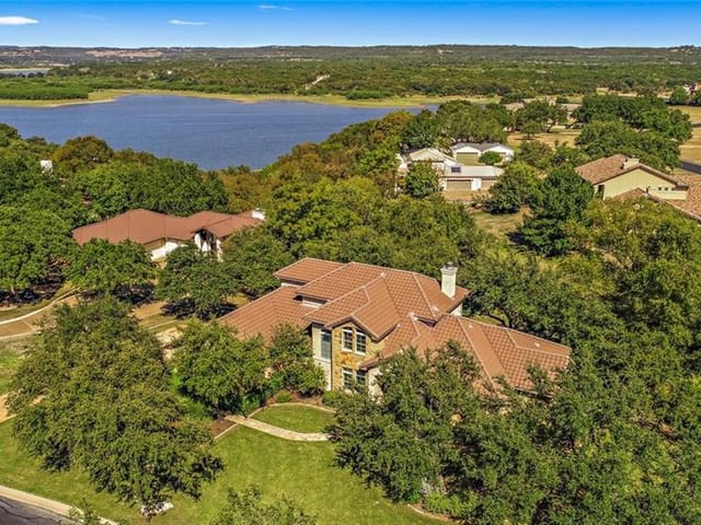 2401 Sailpoint DR