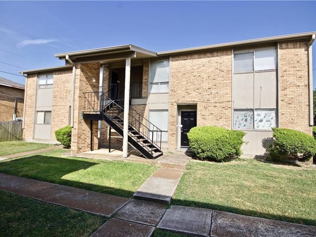 2401 Valley Forge Ave