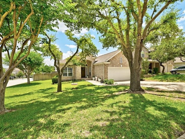 2401 Watercrest Dr