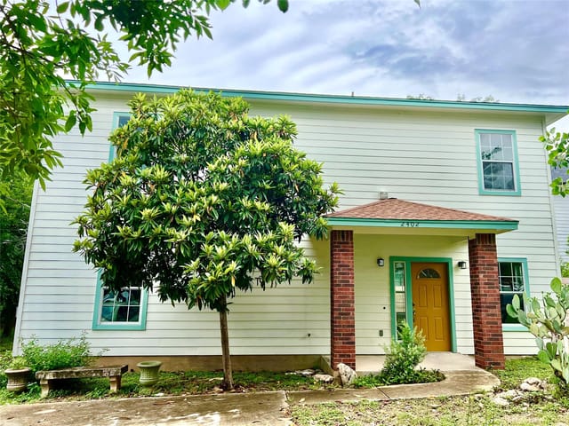 2402 E 13th St Unit #1