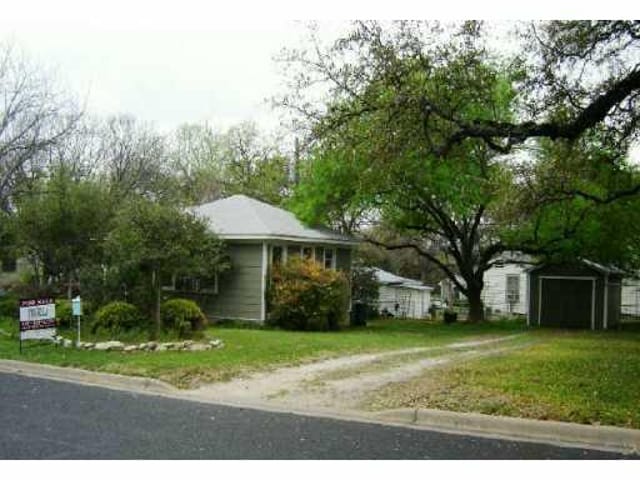 2402 Euclid Ave