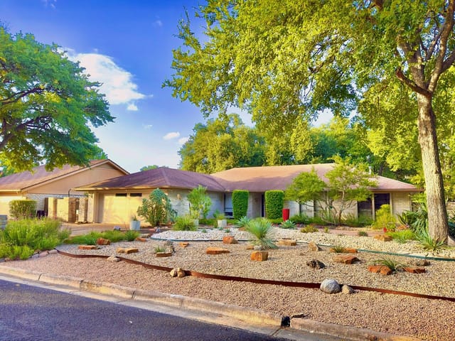 2402 Innisbrook Dr