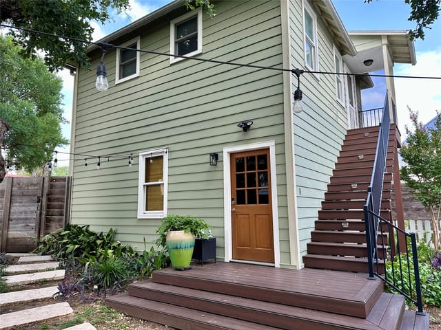 2402 W 8th ST Unit #B