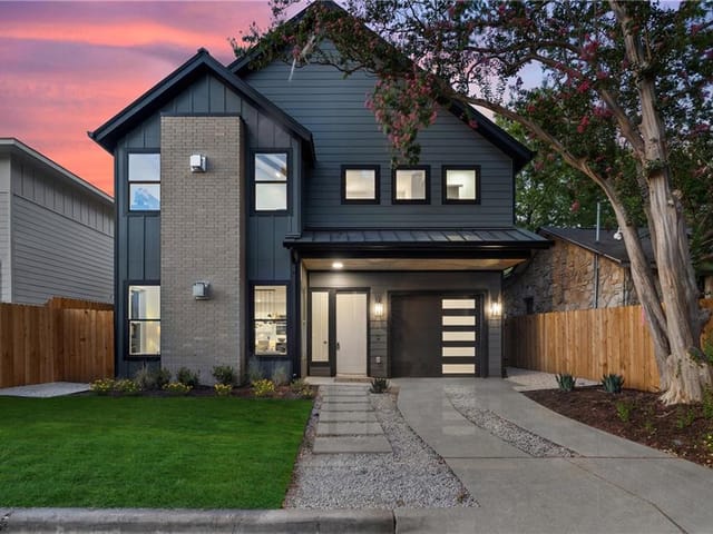 2404 Santa Maria St