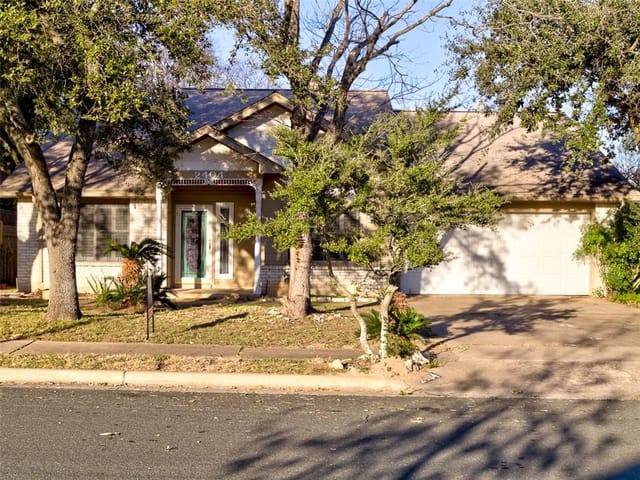 2404 Spring Wagon Ln