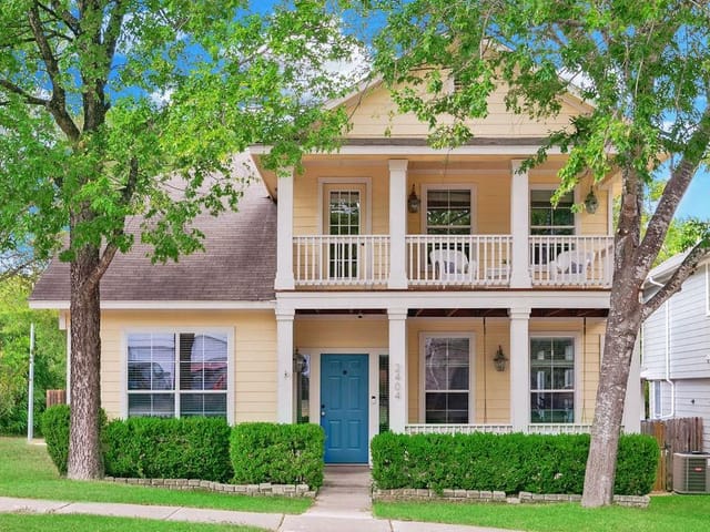 2404 Sweet Clover Dr