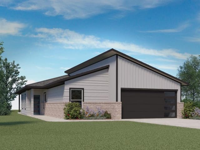 2404 Tucker Ln