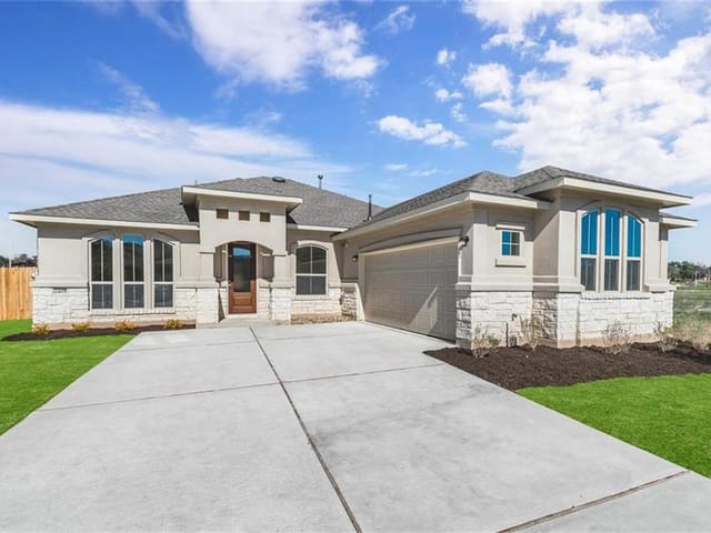 2405 Caddo Canoe DR