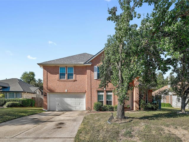 2405 Emmett Pkwy