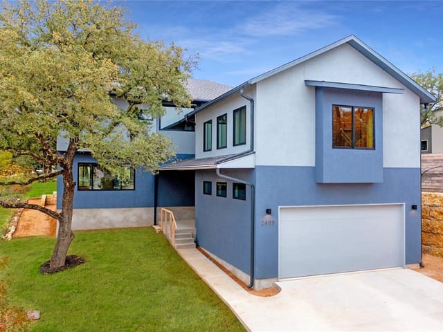 2405 Red Fox Rd