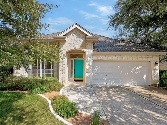 2405 Watercrest Dr
