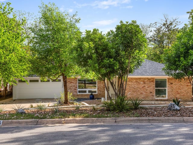 2406 Elmglen Dr