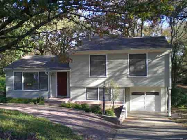 2406 Marlton DR