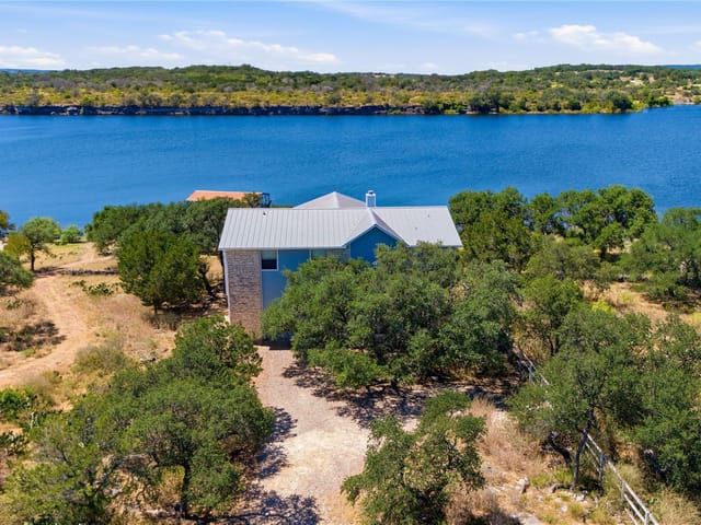 2406 Patriot DR