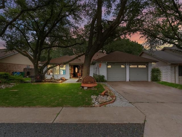 2406 Spring Wagon Ln