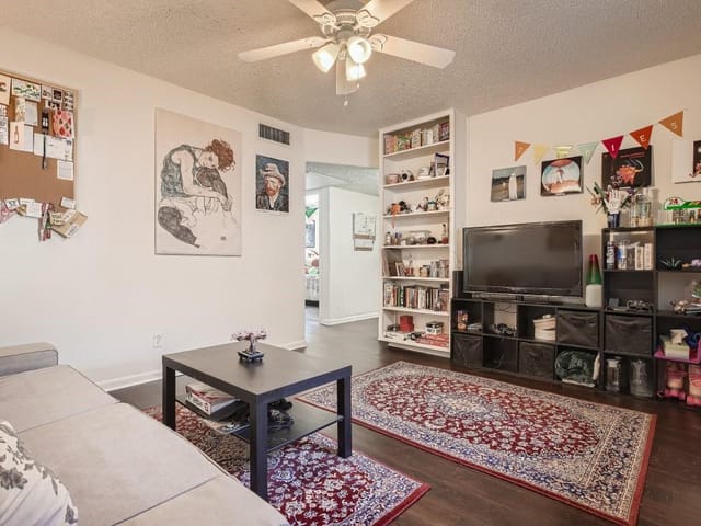 2408 Longview St Unit #109