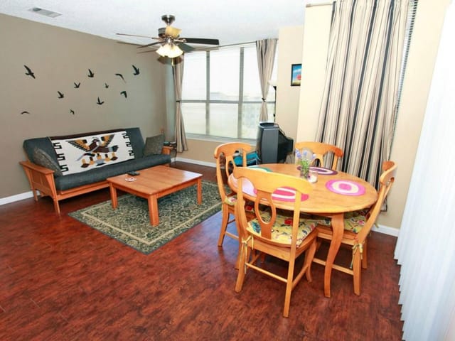 2409 Leon St Unit #303