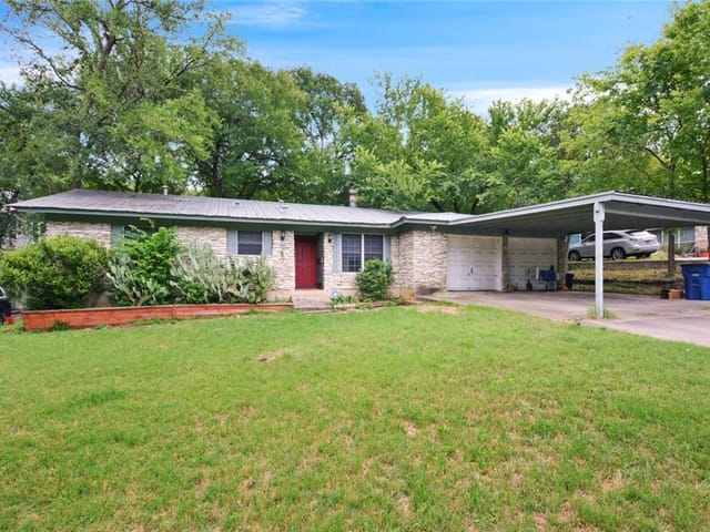 2409 Princeton Dr