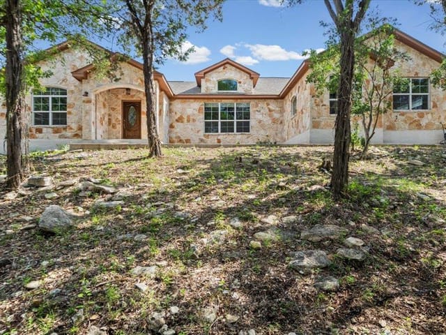 241 Pleasant Valley RD