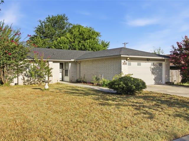 2410 Buttercup CIR