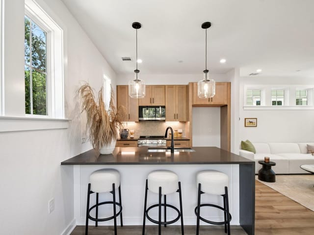 2410 Drew Lane Unit #5 Unit #5