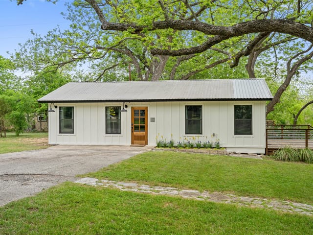 2410 Flite Acres Rd