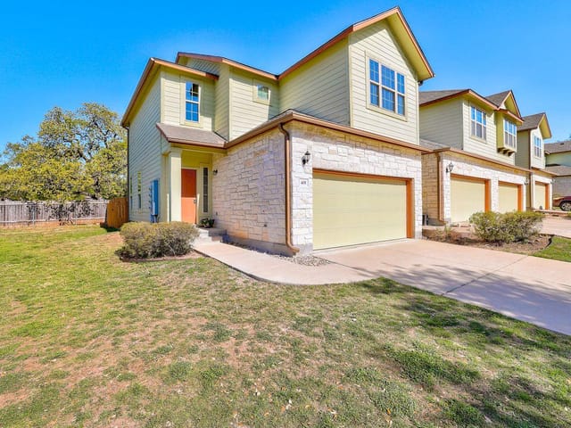 2410 Great Oaks Dr Unit #401