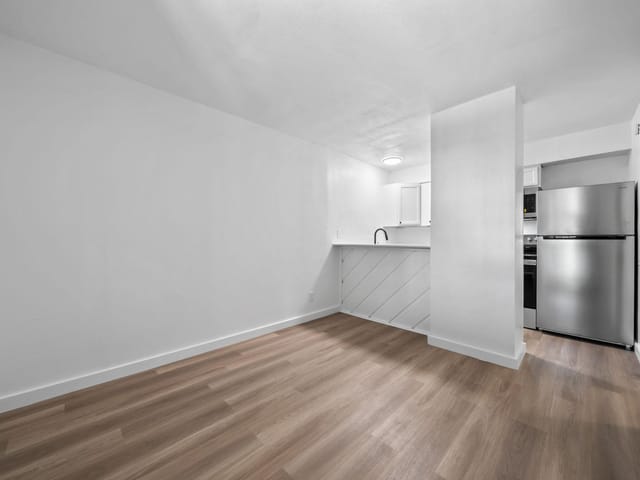 2410 Longview St Unit #D-101