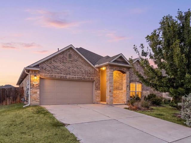 2412 Star Hill Ranch ST