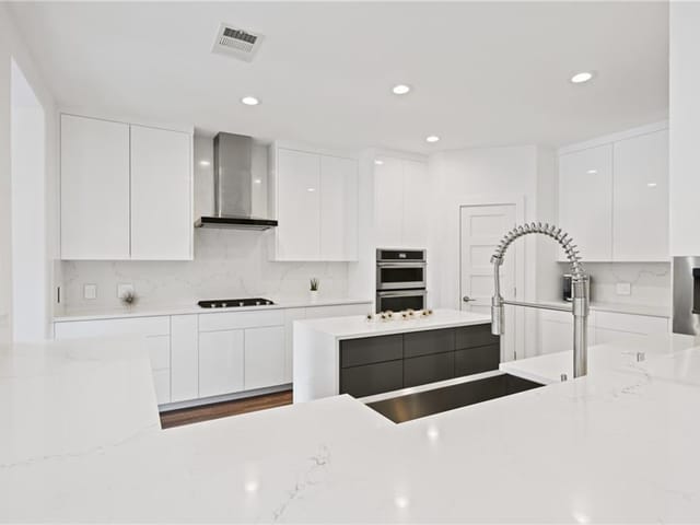 2412 Sully Creek Dr
