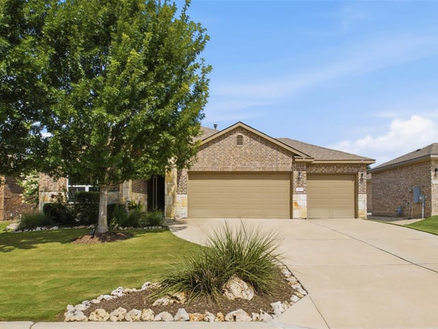 2413 Bridges Ranch RD