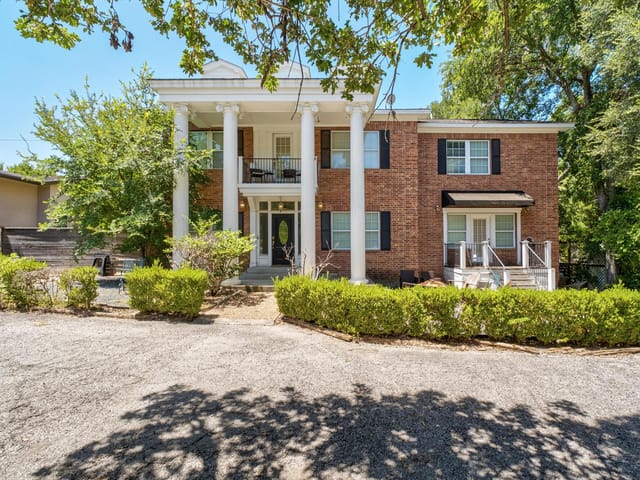View 2413 Enfield RD 2413 Enfield RD, photo 1 of 6, Austin, TX