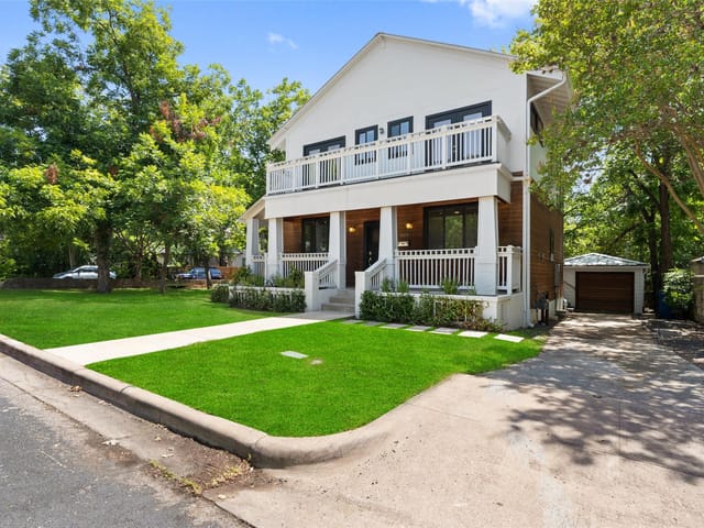 2413 Sharon LN