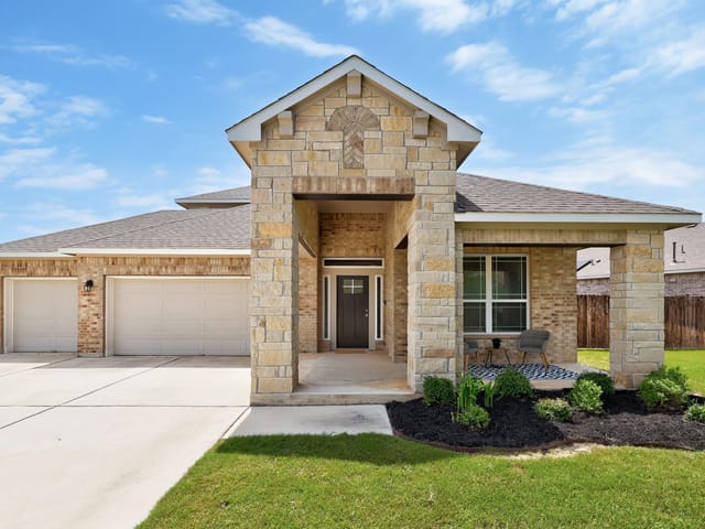 2413 Star Hill Ranch St