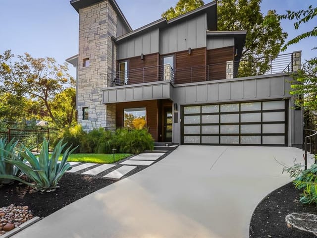 2414 Kinney Rd