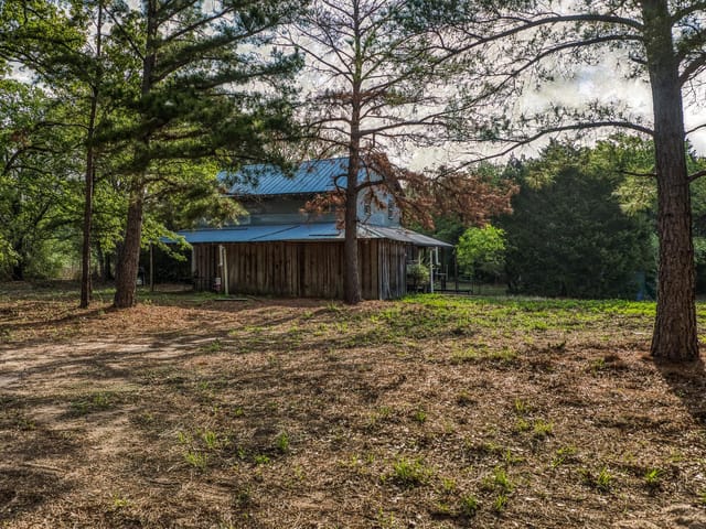 242 Cody Ln
