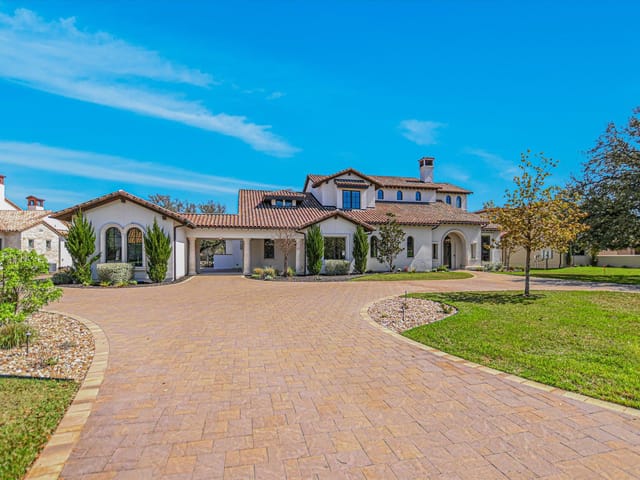 242 La Serena Loop