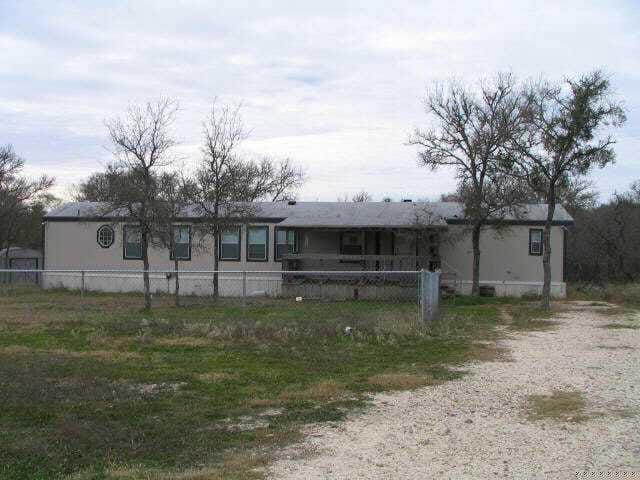 242 Legend Oaks DR