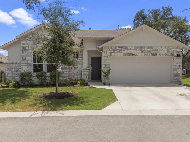 242 Reveille DR