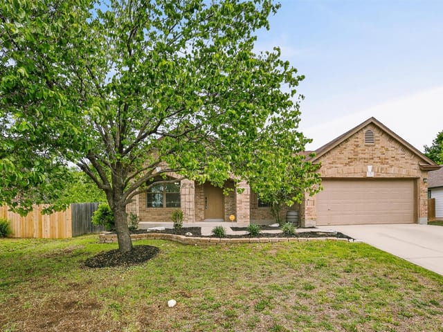242 Wildwood Dr
